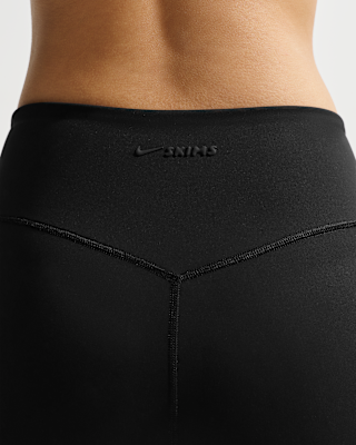 NIKE公式】NikeSKIMS Matte ウィメンズ ハイウエスト 66cm レギンス